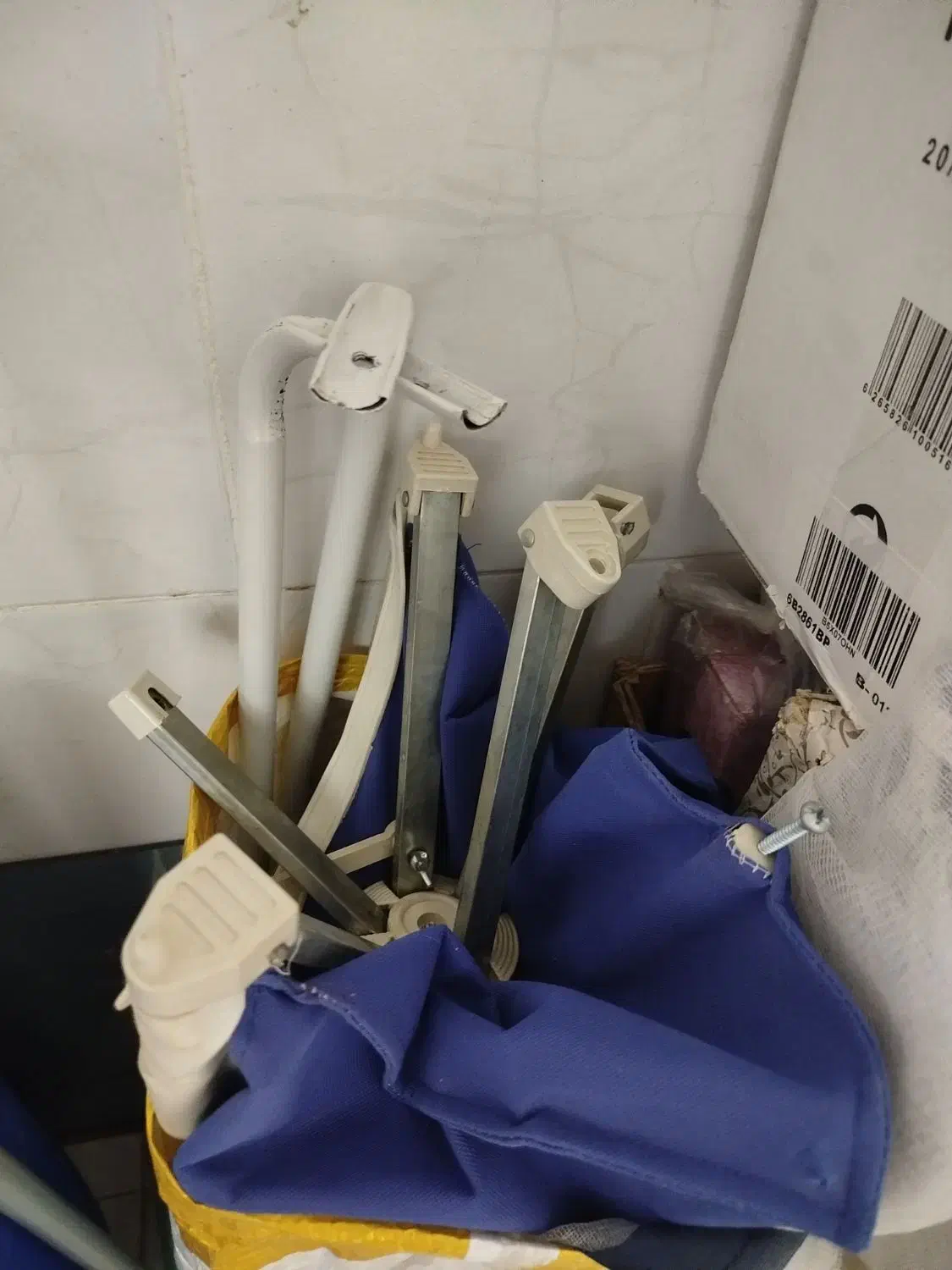 گهواره|تخت و سرویس خواب|یزد, |دیوار