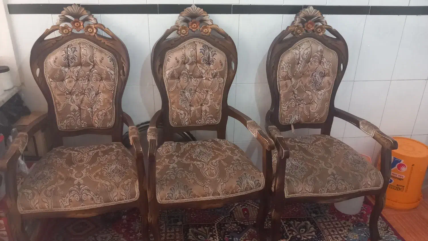 تعدادی لوازم منزل به دلیل کمبودجابفروش میرسد|مبلمان خانگی و میز عسلی|نیشابور, شهرک رضوی|دیوار