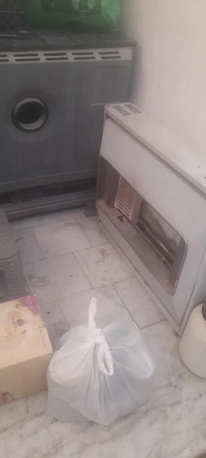 ۲ عدد بخاری ۳۰۰۰۰۰۰میلیون|بخاری، هیتر، شومینه|مشهد, مشکینی (شهرک غرب)|دیوار