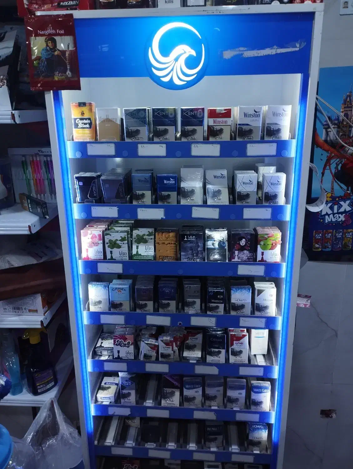 سلام واگذاری و فروش یخچال استند سیگار|اجارهٔ مغازه و غرفه|شیراز, رکنآباد|دیوار