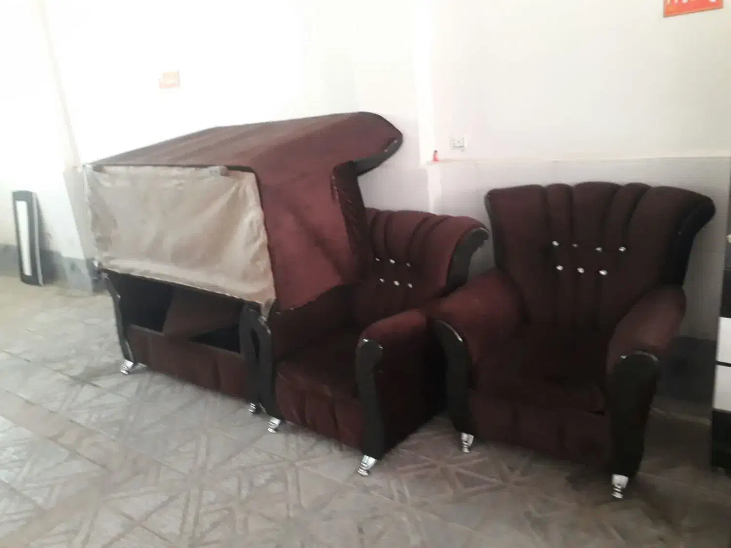 مبل راحتی ۷نفره|مبلمان خانگی و میز عسلی|شاهین‌شهر, شهرک گلدیس|دیوار