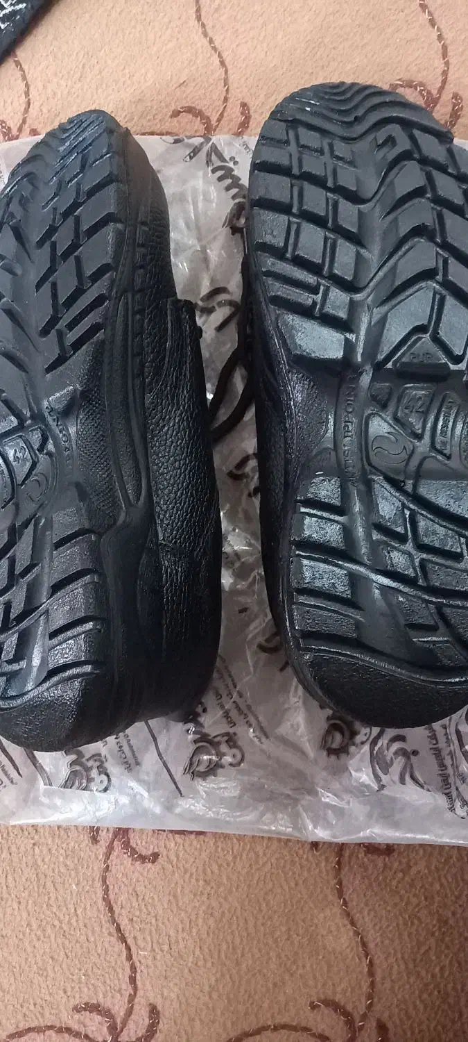 کفش ایمنی کار|کیف، کفش، کمربند|قم, پردیسان|دیوار