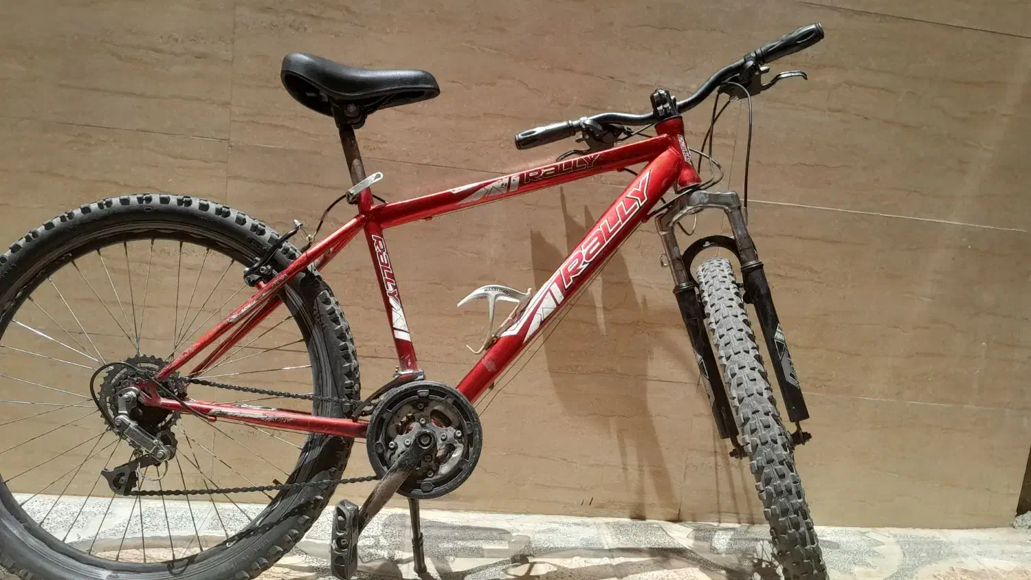 دوچرخه 26 سالم باجک تخفیف هم میدم|دوچرخه، اسکیت، اسکوتر|اسدآباد, |دیوار