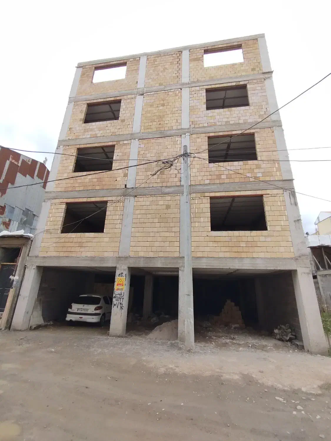 پیش فروش فوری آپارتمان با آسانسور-پارکینگ حمیدیان|فروش آپارتمان|رشت, حمیدیان|دیوار