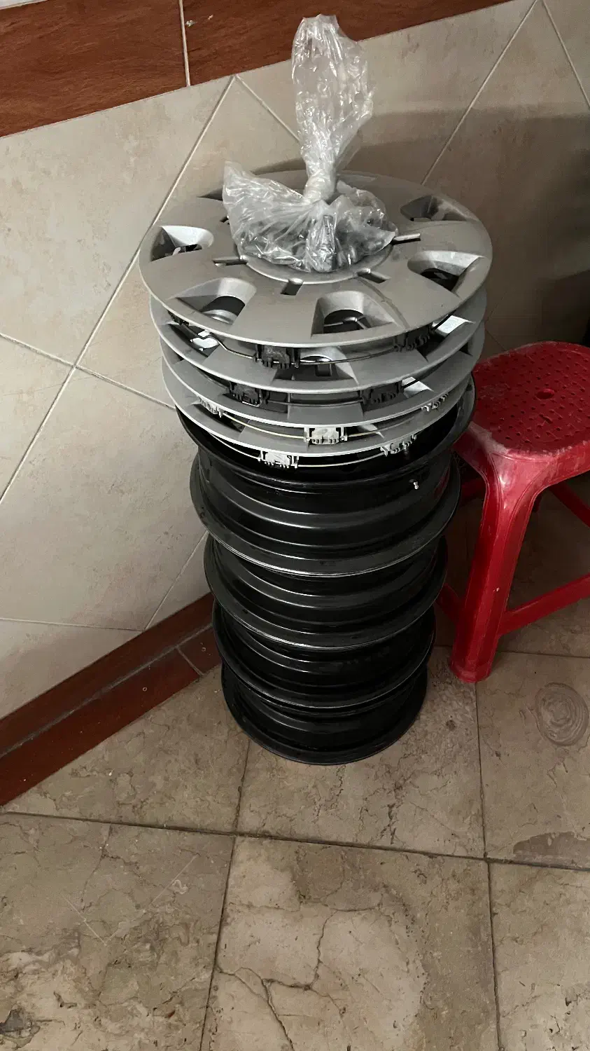 رینگ فولادی صفر با قالپاق|قطعات یدکی و لوازم جانبی|قدس, شهرک دانش|دیوار