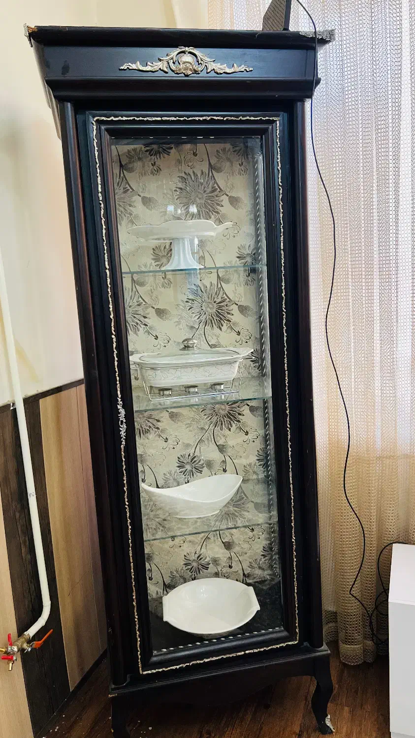 بوفه سالم و جدید فقط ۱۳۰۰|بوفه، ویترین، کنسول|جیرفت, |دیوار