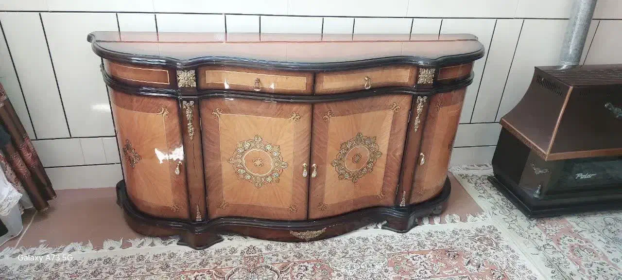 ویترین وکنسول|بوفه، ویترین، کنسول|فلاورجان, |دیوار