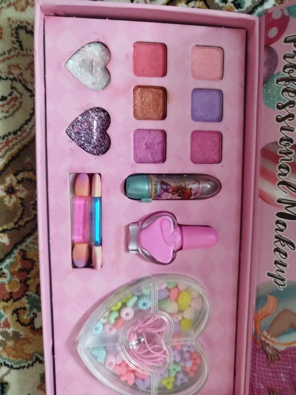 ست ارایشی بچگانه بسیار زیبا|آرایشی، بهداشتی، درمانی|بیرجند, |دیوار