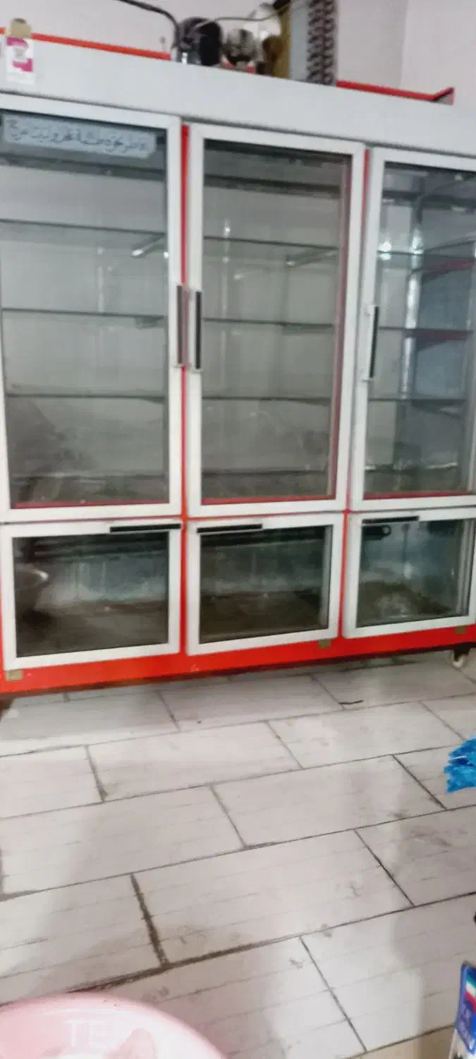 یخچال ویترینی شیش درب دوطرفه وترازوی دیجیتالی|فروشگاه و مغازه|خرمآباد, |دیوار