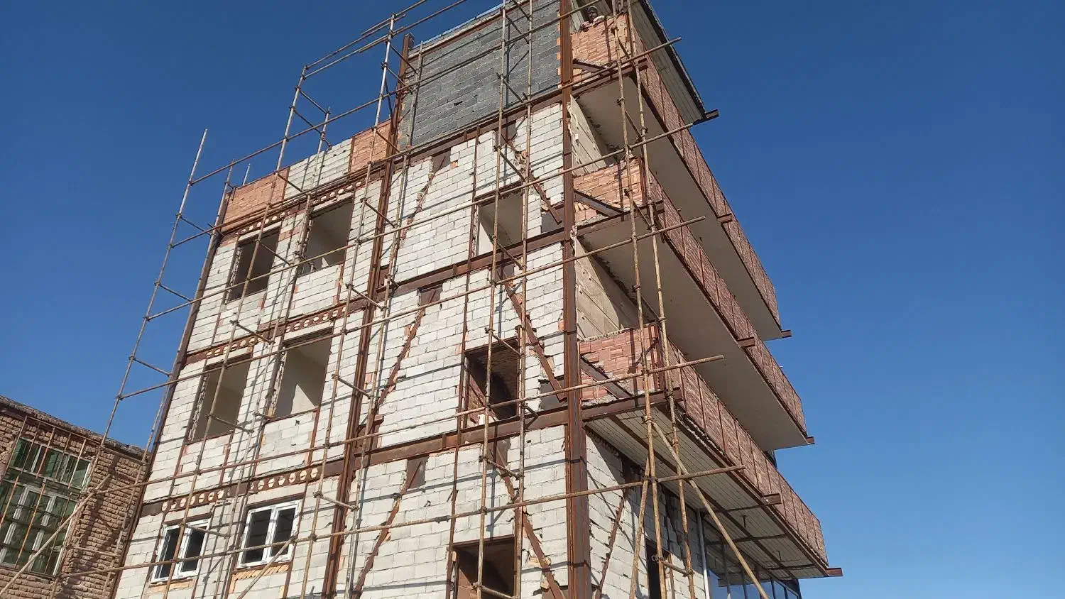 نصب داربست|خدمات پیشه و مهارت|سرعین, |دیوار