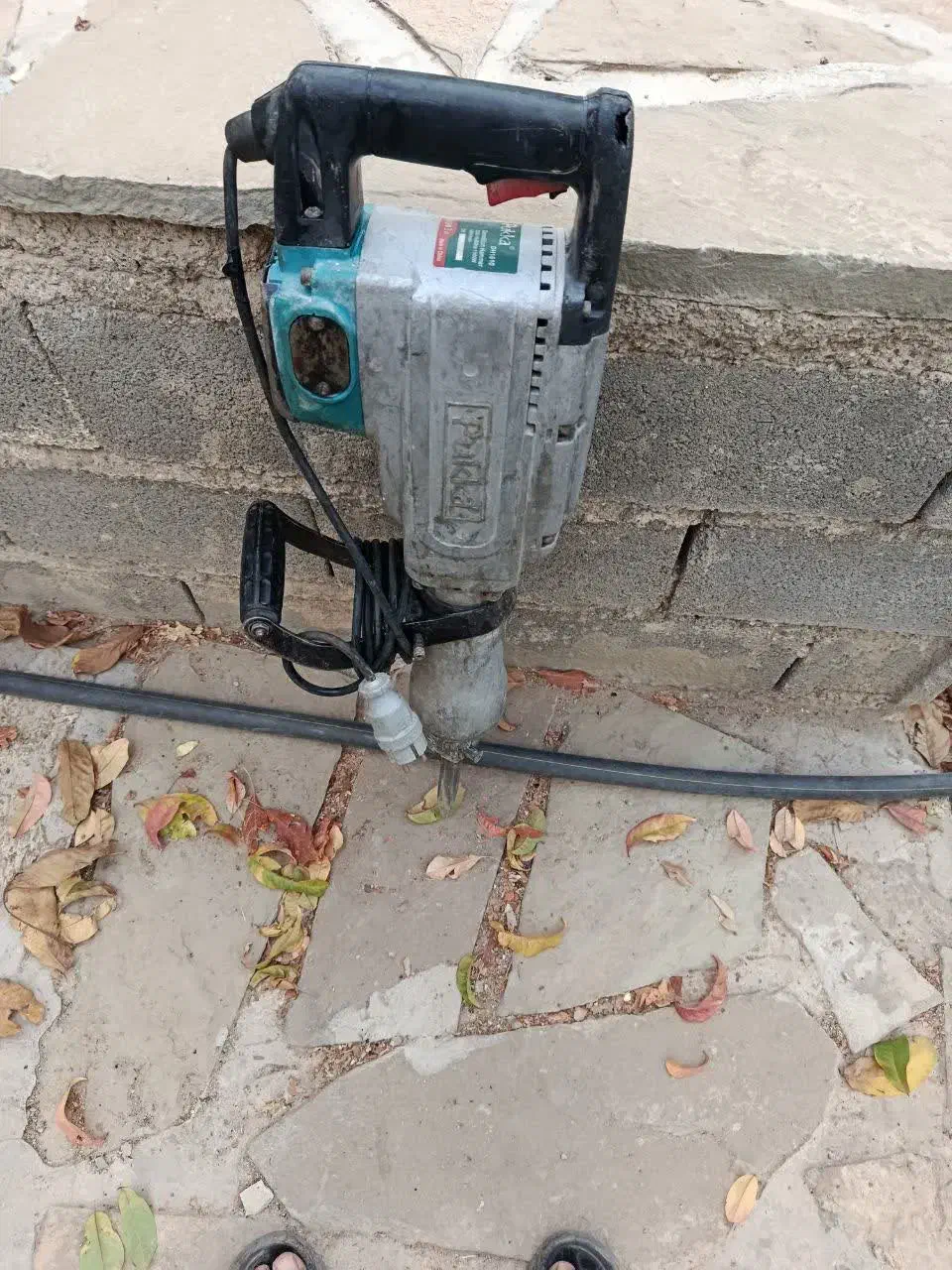 اجاره ابزار چکش برقی 17کیلوییPUkka|ابزارآلات|ساوه, |دیوار