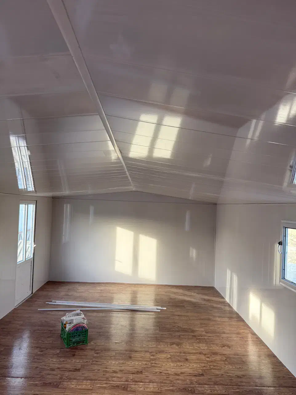 انواع کانکس|مصالح و تجهیزات ساختمان|بومهن, |دیوار