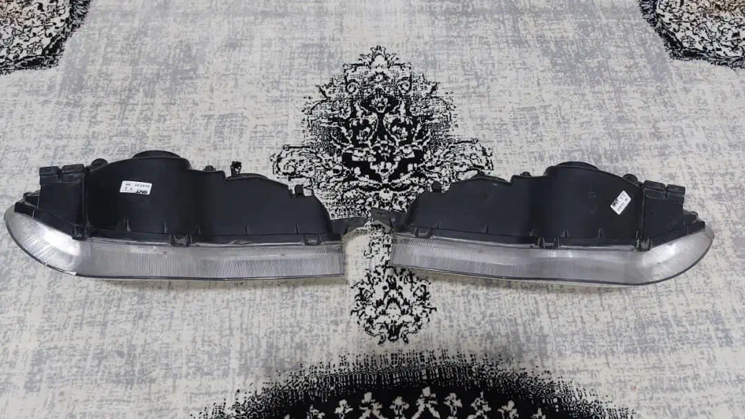 چراغ جلو ۱۱۱ جفت|قطعات یدکی و لوازم جانبی|شیراز, کوشک میدان|دیوار