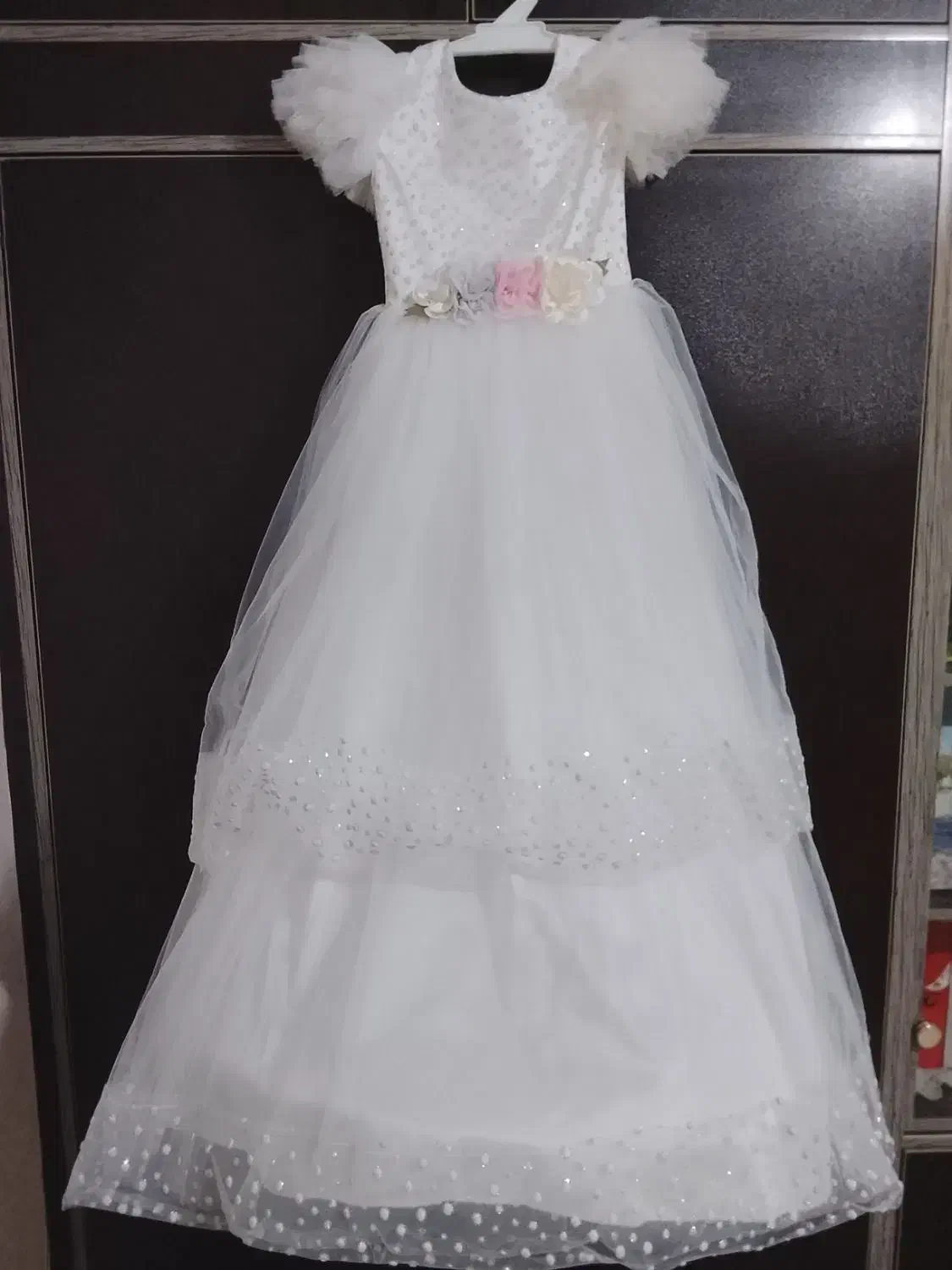 لباس عروس|لباس|فولادشهر, B2|دیوار