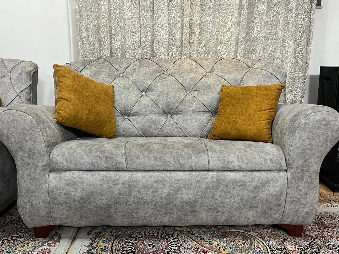 مبلمان هشت نفره کاملا سالم|مبلمان خانگی و میز عسلی|گلوگاه بابل (گلیا), |دیوار