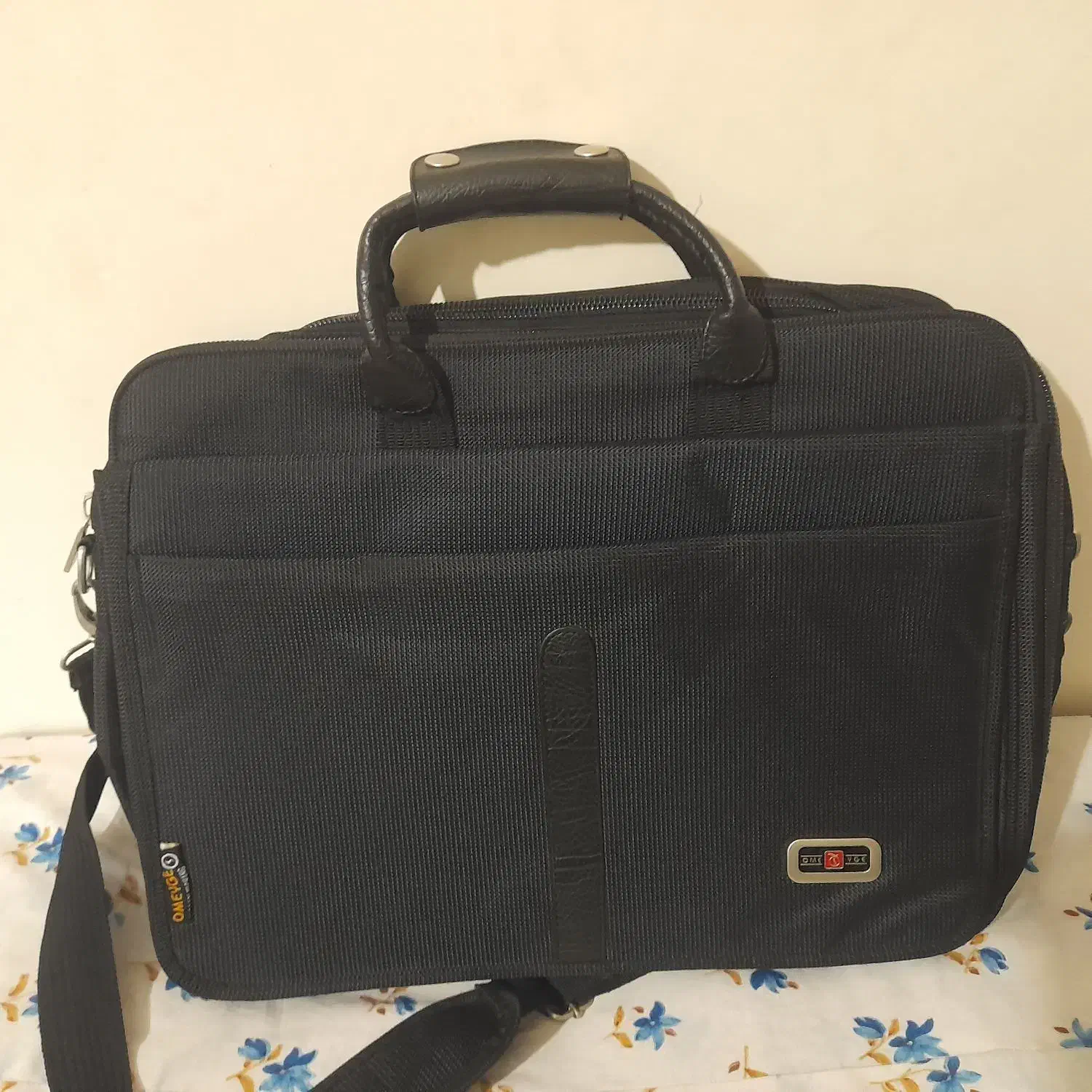 کیف دانشجویی نو|کیف، کفش، کمربند|ساوه, |دیوار