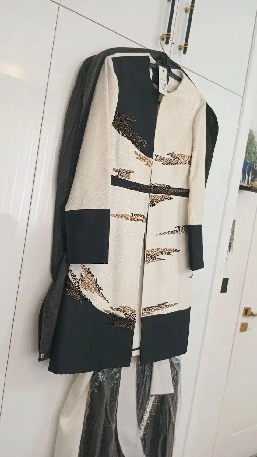 مانتو مجلسی ابریشمی کاردست متعلق به کشور ترکیه|لباس|قم, باجک دو|دیوار