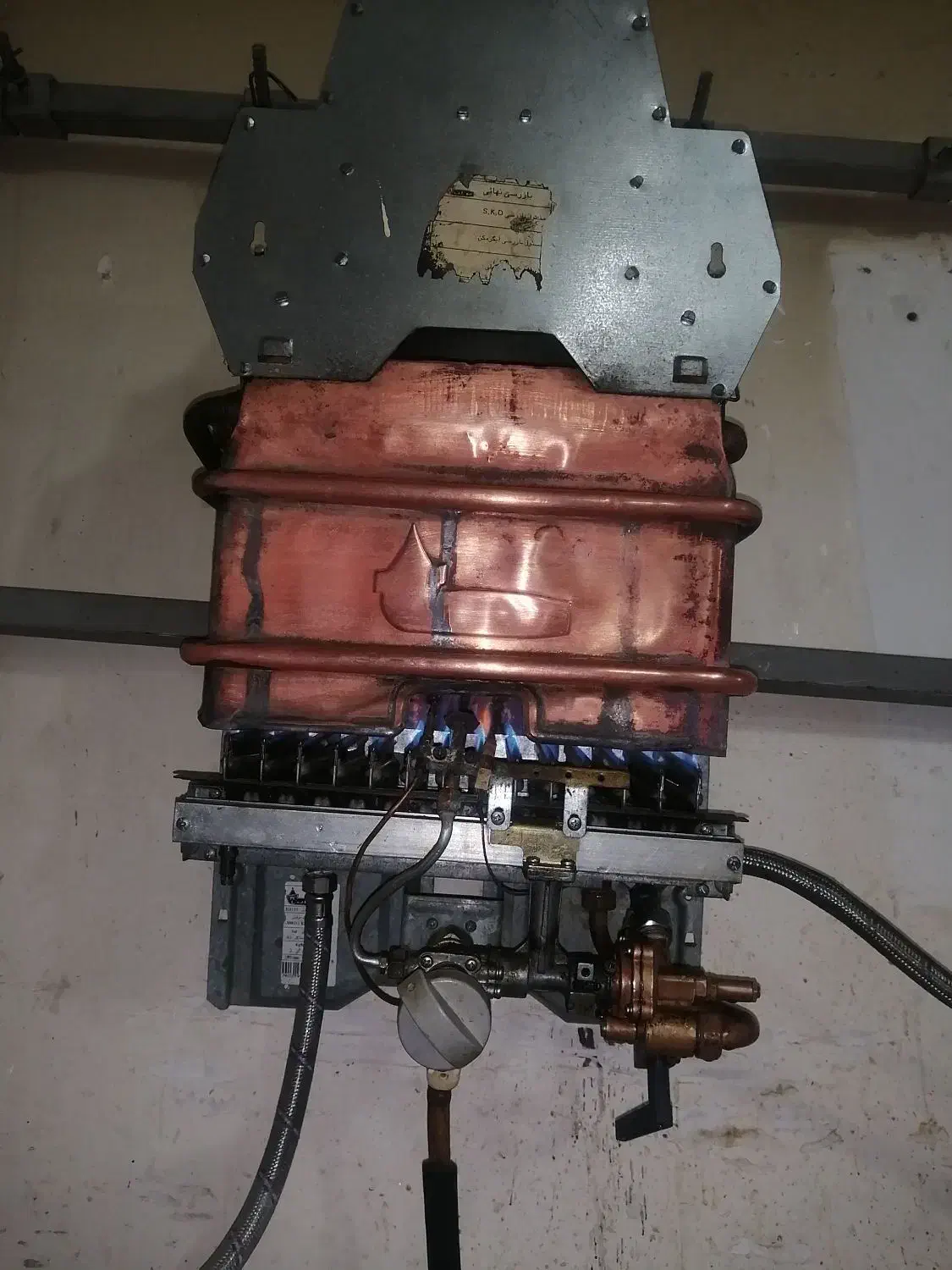 آبگرمکن دیواری بوتان|آبگرمکن، پکیج، شوفاژ|مشکیندشت, |دیوار