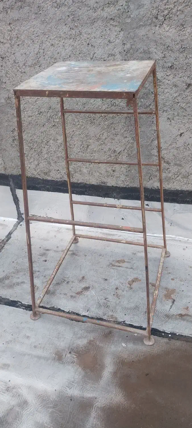 چهارپایه|صندلی و نیمکت|الوند, |دیوار