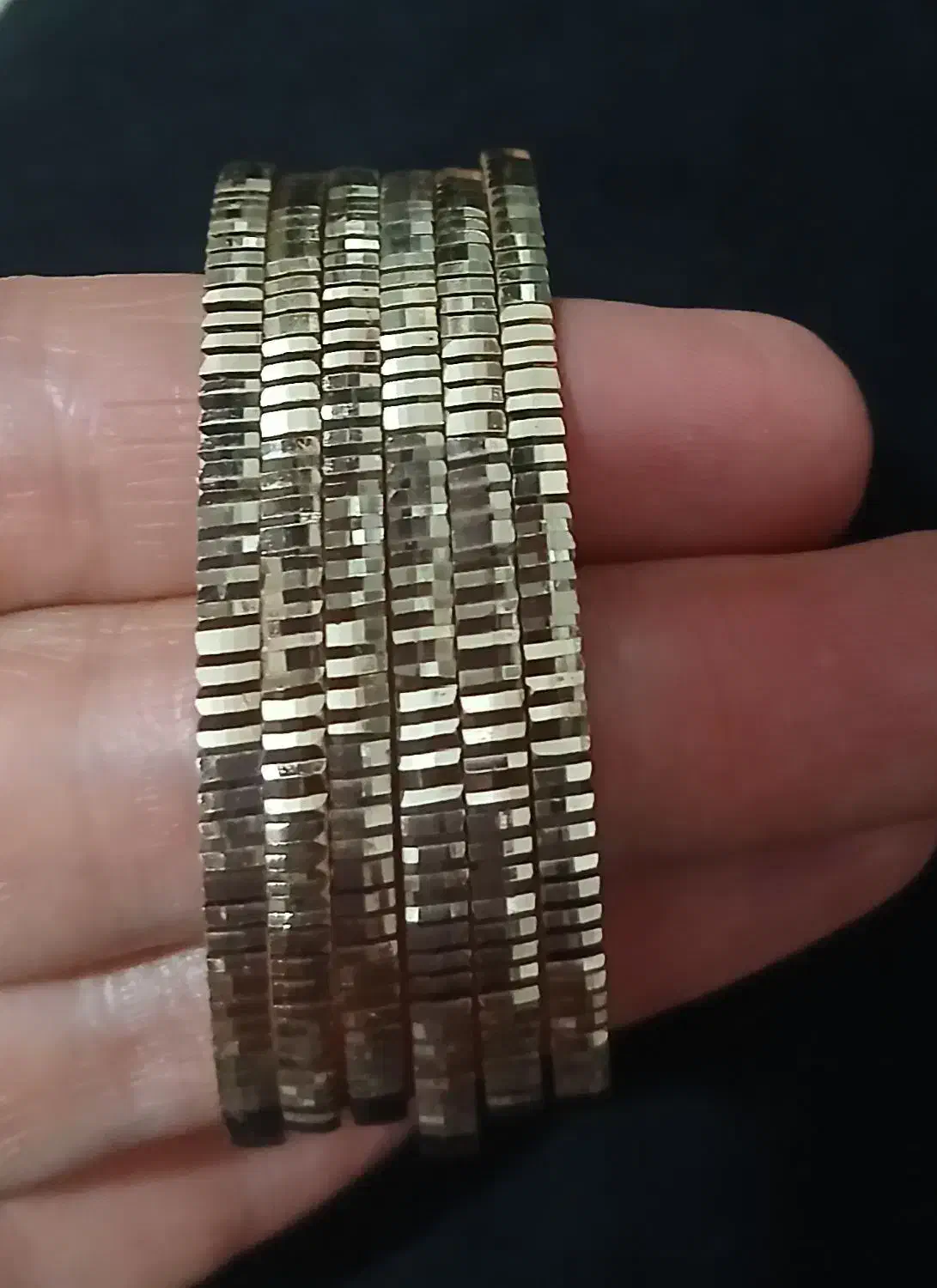 النگو روس|بدلیجات|قلقل رود, |دیوار