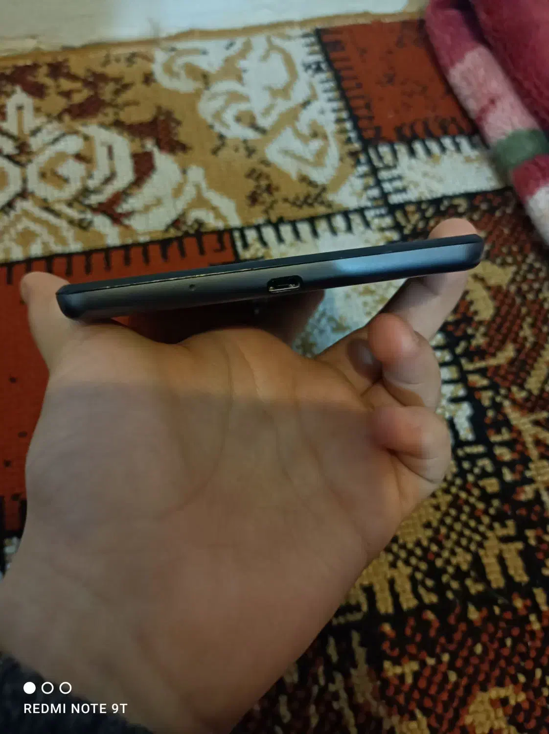 لنوو|تبلت|تهران, حکمت|دیوار