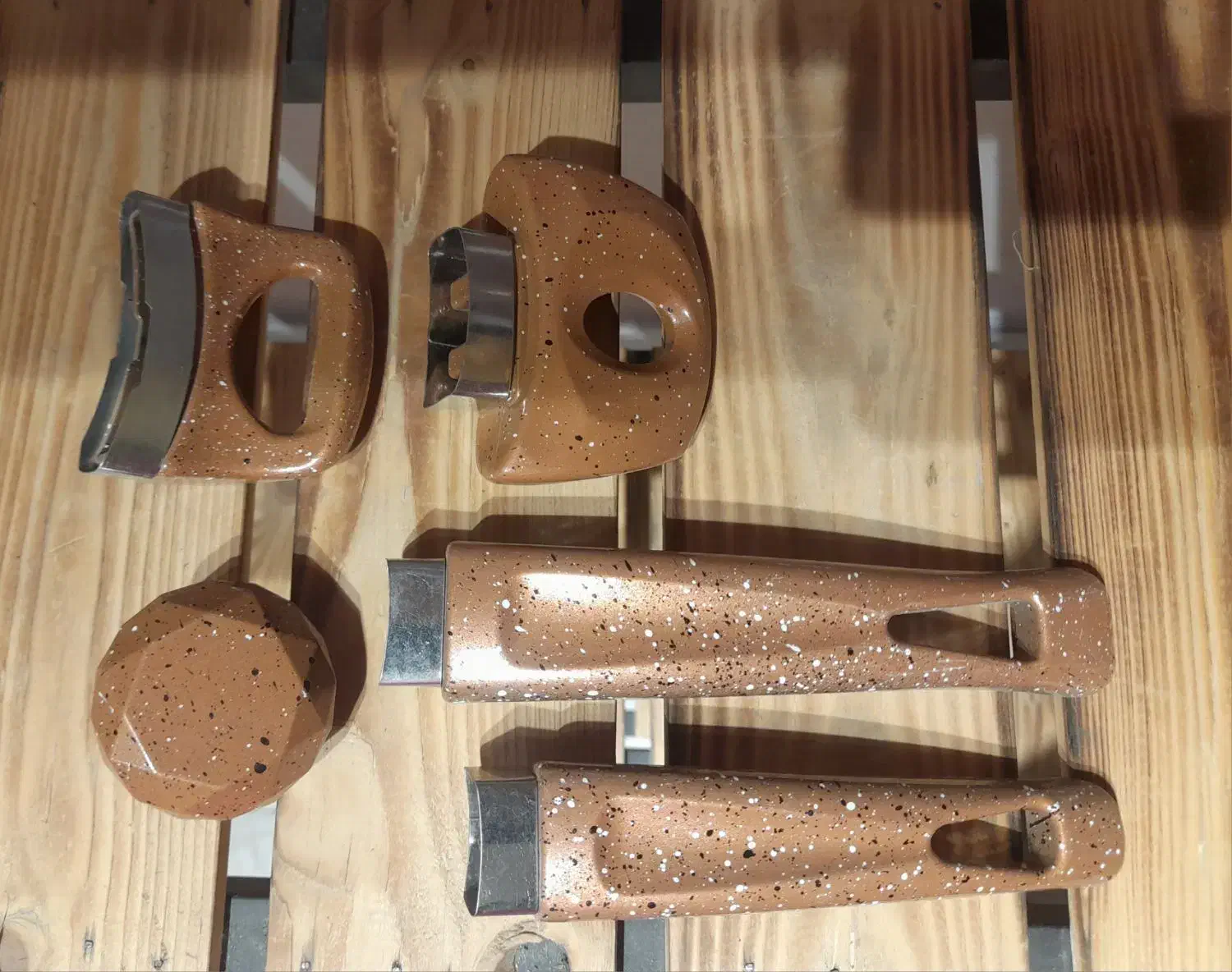 فروش عمده دسته قابلمه و تابه و قپه درب گرانیتی|ظروف پخت‌وپز|مشهد, جاهد شهر|دیوار