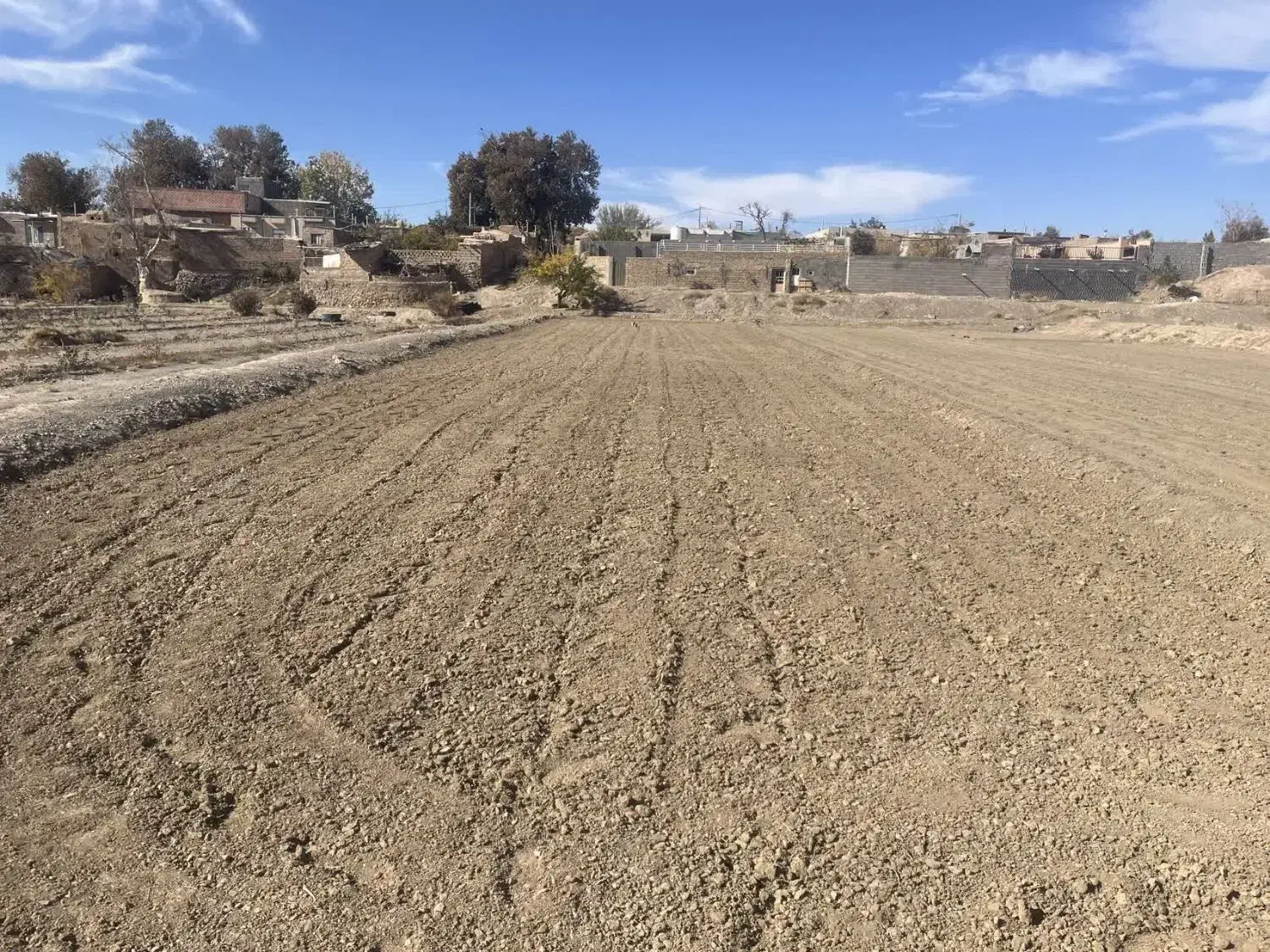 زمین زعفرانی کنار شاه جو بلده|فروش زمین و ملک کلنگی|اسلامیه, |دیوار