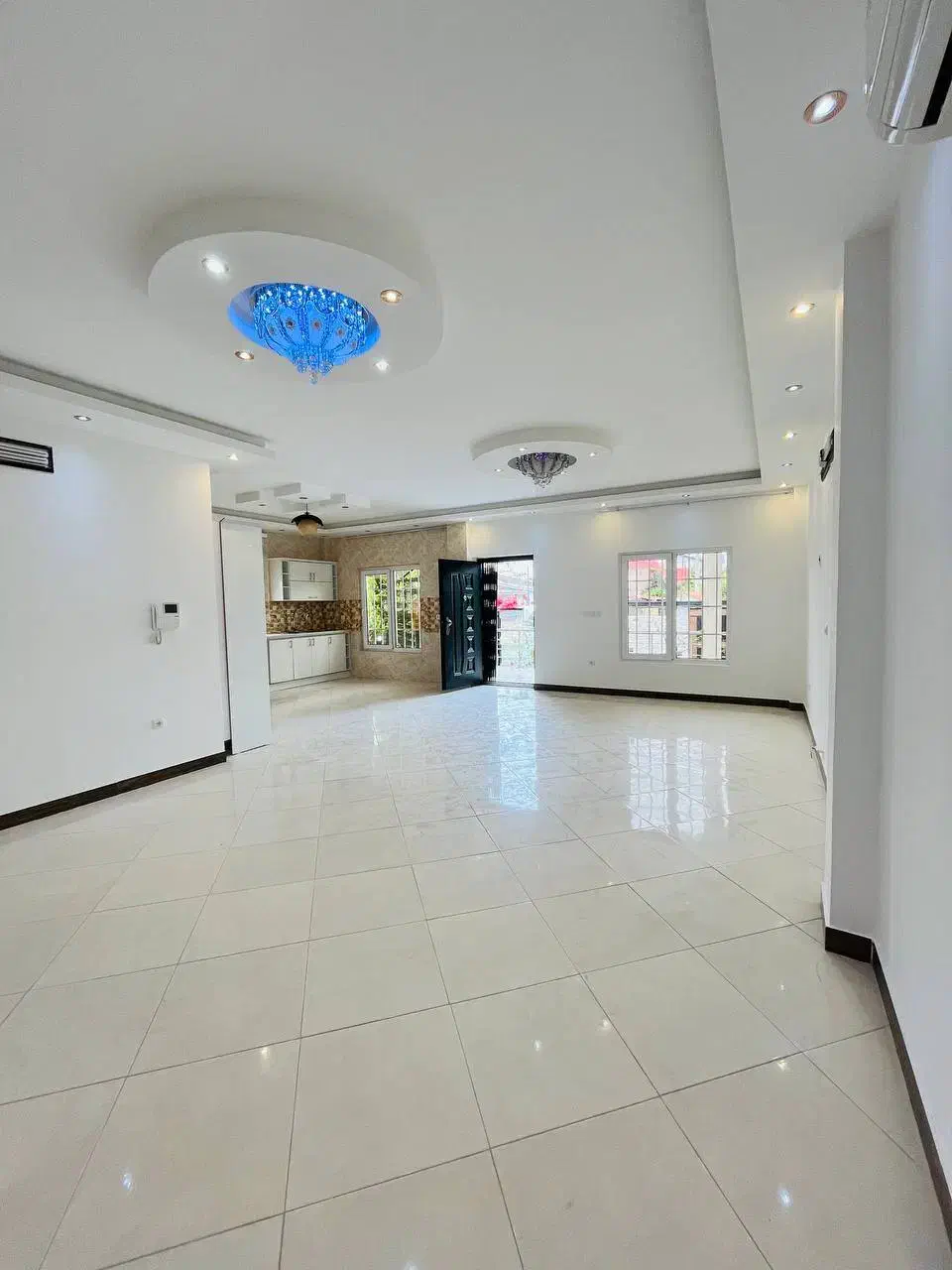 باغچه ویلا باصفا سه کنتور نصب با سندتکبرگ|فروش خانه و ویلا|چمستان, |دیوار