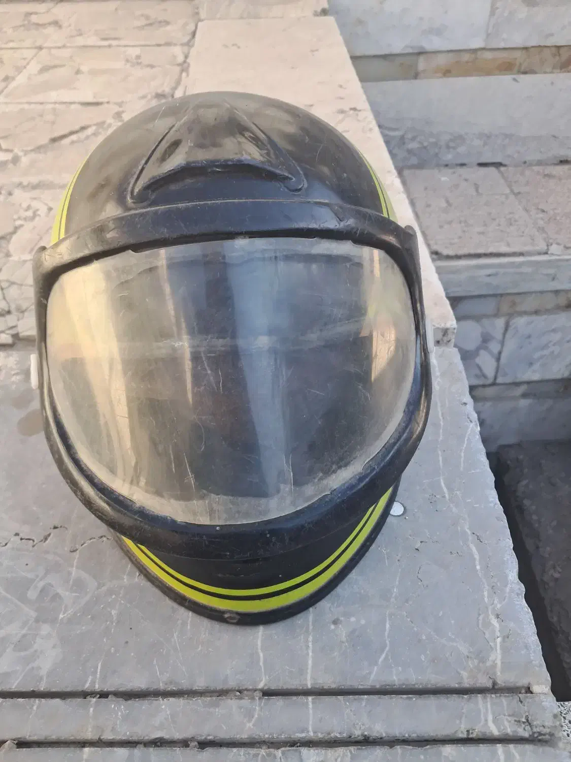 کلاه ایمنی نیشابور|لباس|تربت‌حیدریه, بالا ولایت|دیوار