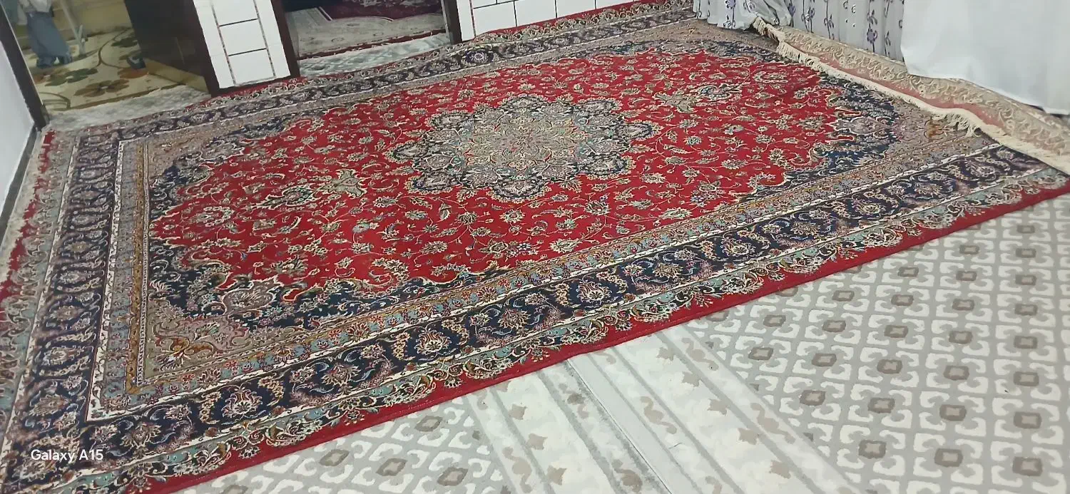 قالی ۳×۴بدون خرابی وزدگی|فرش|دزفول, |دیوار