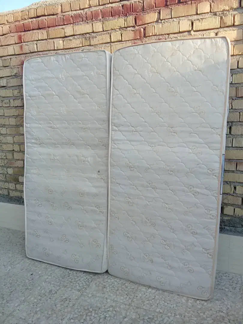 دو عدد خوش خواب یک نفره در حد نو .|تشک تختخواب|مرودشت, ژیان|دیوار