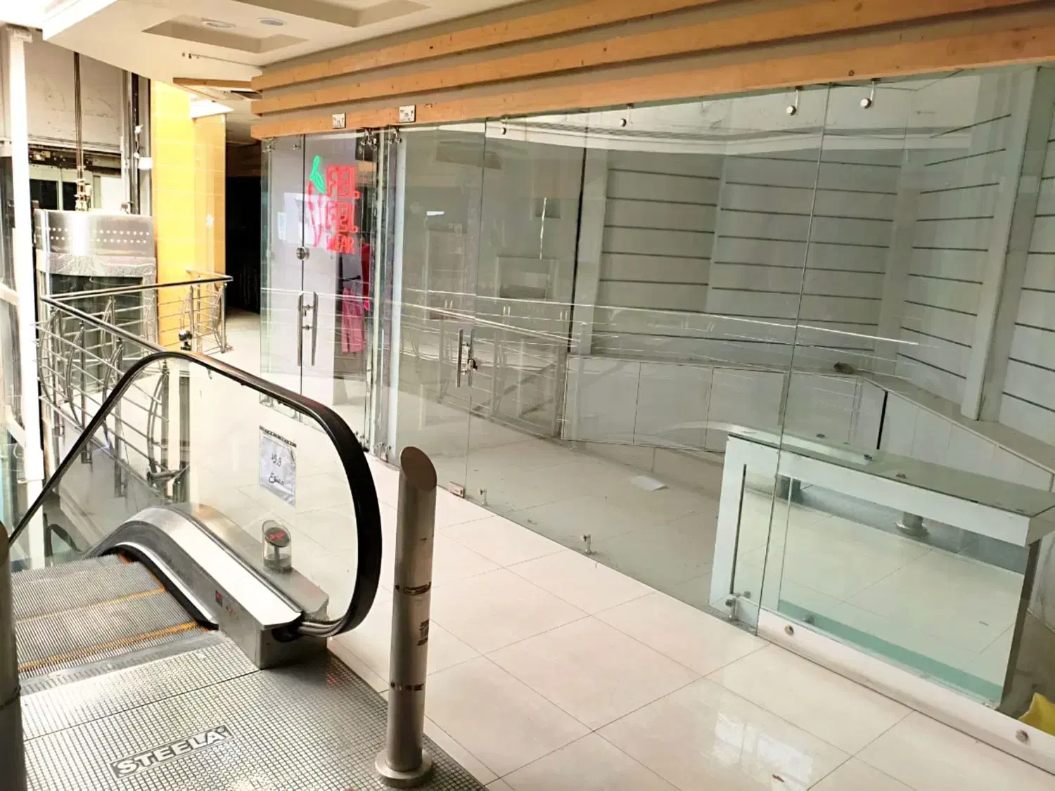 اجاره مغازه|اجارهٔ مغازه و غرفه|قم, زنبیل آباد|دیوار