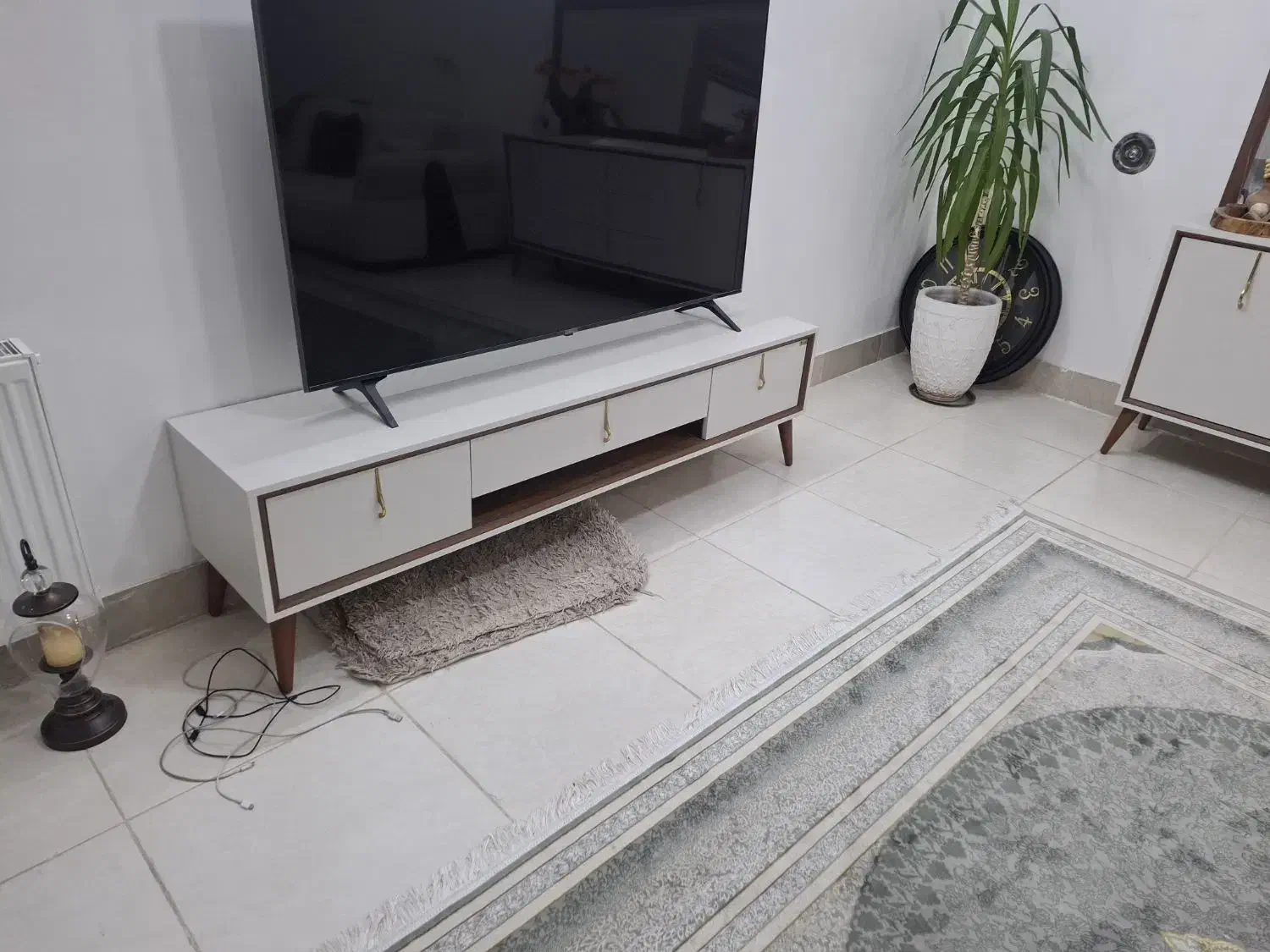 آینه کنسول|بوفه، ویترین، کنسول|شیراز, شهرک استقلال|دیوار