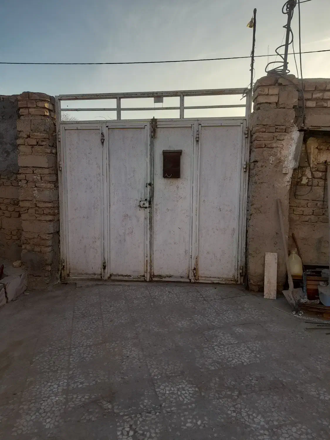 درب حیاط|مصالح و تجهیزات ساختمان|زابل, |دیوار