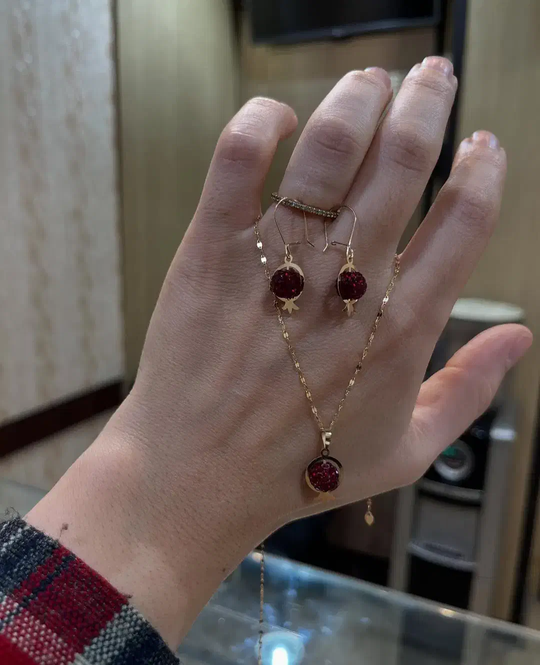 پلاک انار طلا|جواهرات|کوهدشت, |دیوار