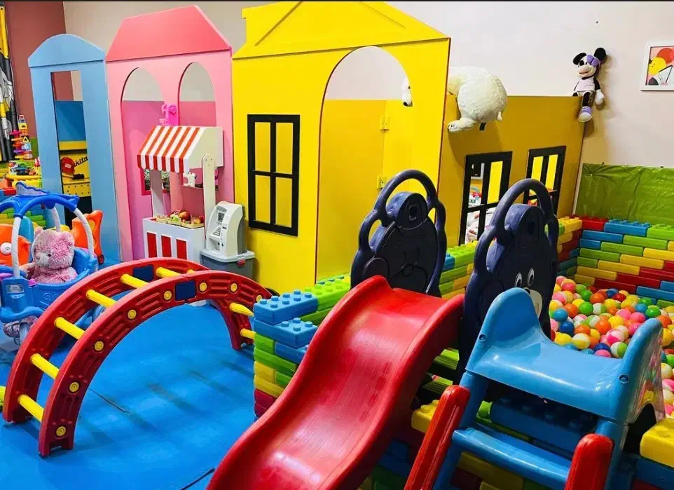 مربی خانه بازی|استخدام آموزشی|لاهیجان, کاروانسرابر|دیوار