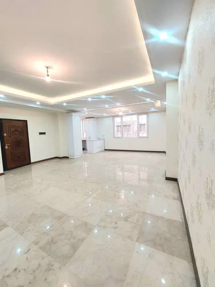 آپارتمان۱۲۰متر/۲خ/تک واحد۳ساله/چهارباغ شرقی/شخصی