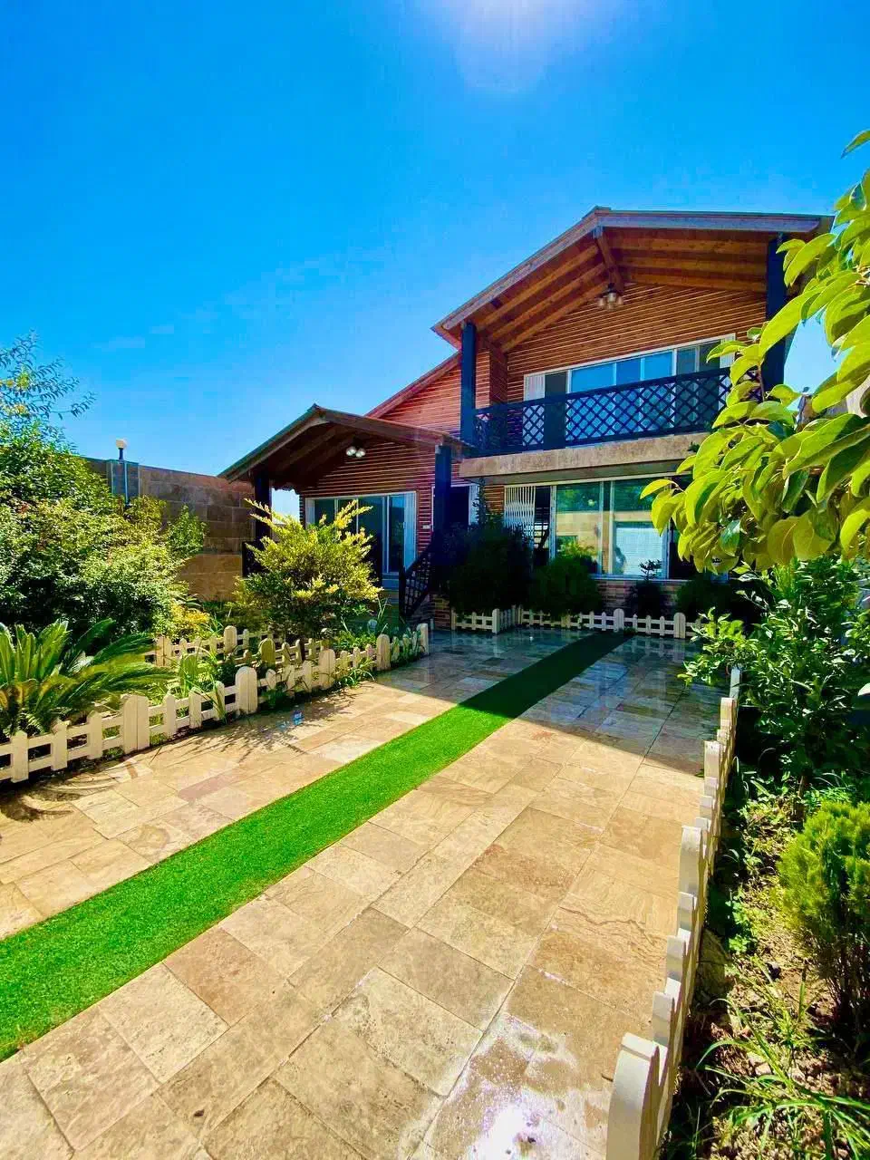 ویلا نیم پیلوت250متری با استخر۴فصل/مهندسی ساز|فروش خانه و ویلا|امامزاده عبدالله, |دیوار