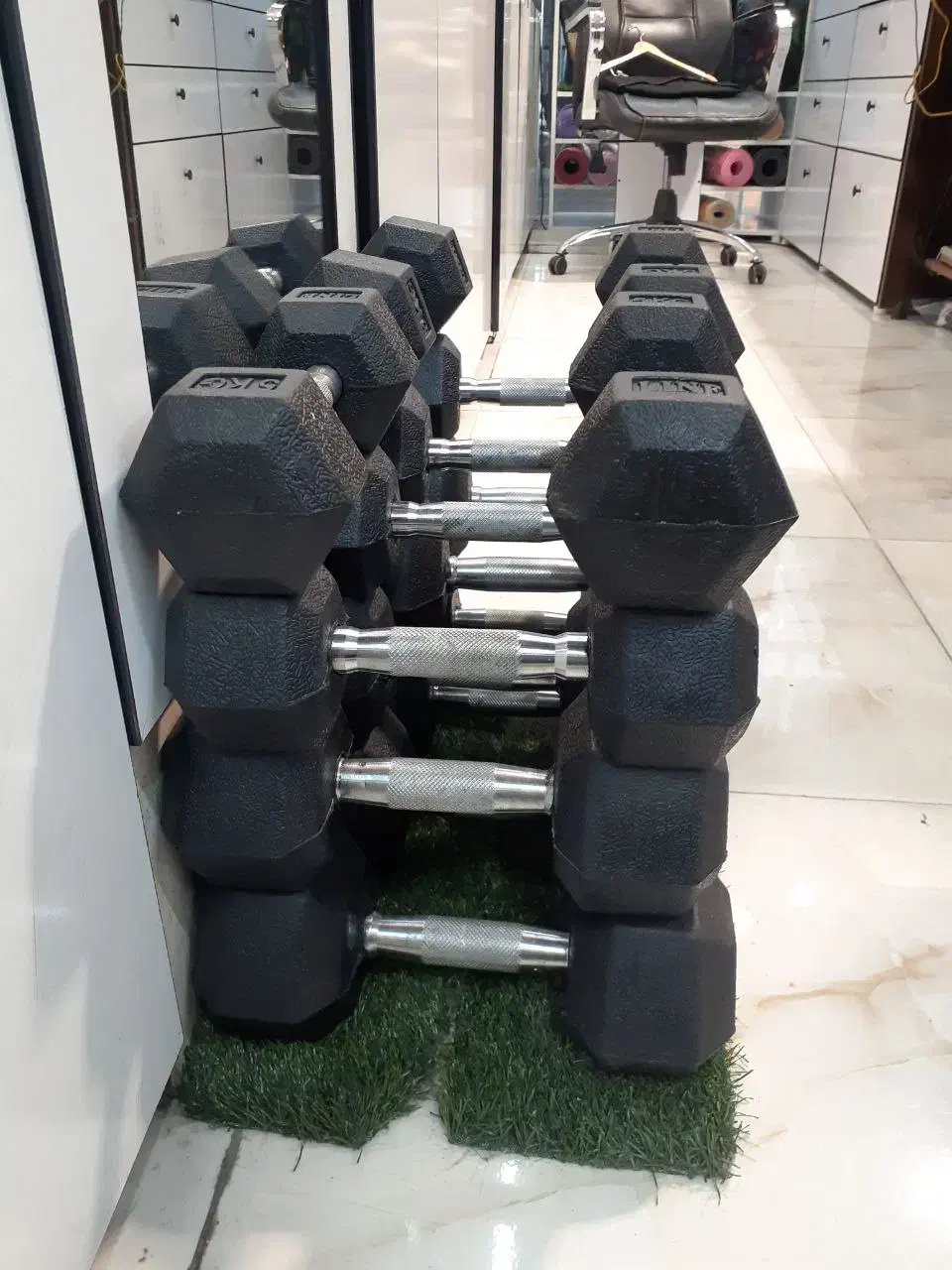 دمبل نیم تا ۱۵ کیلویی|ظروف پختوپز|بابل, |دیوار