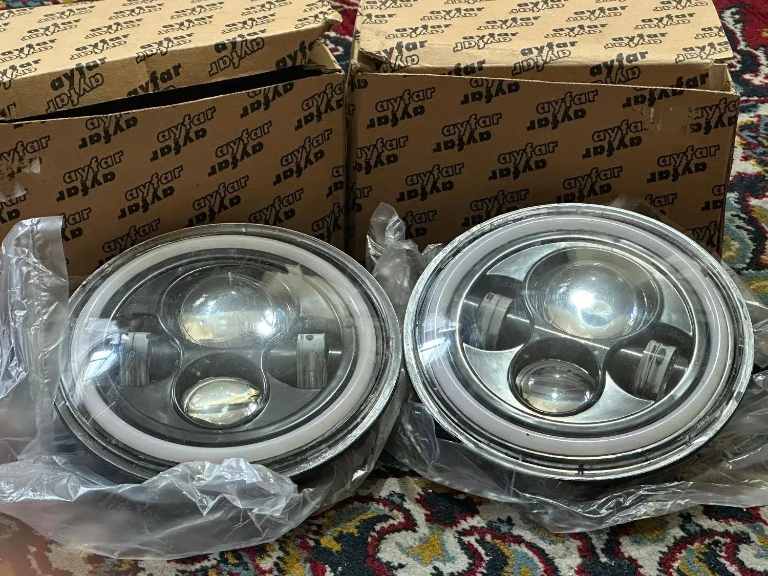 چراغ جلو طرح اف جی کروزی اصلی|قطعات یدکی و لوازم جانبی|شیراز, وصال|دیوار