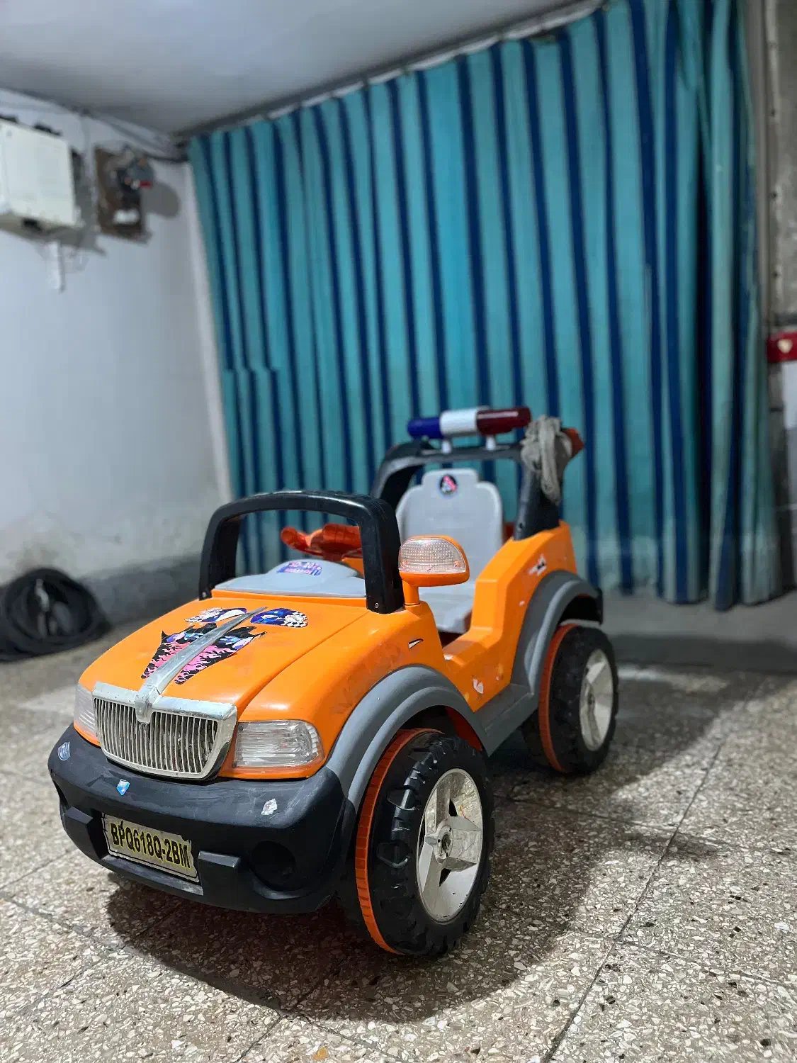 ماشین شارژی پلیس|اسباب‌‌بازی|کرج, کوی امامیه|دیوار