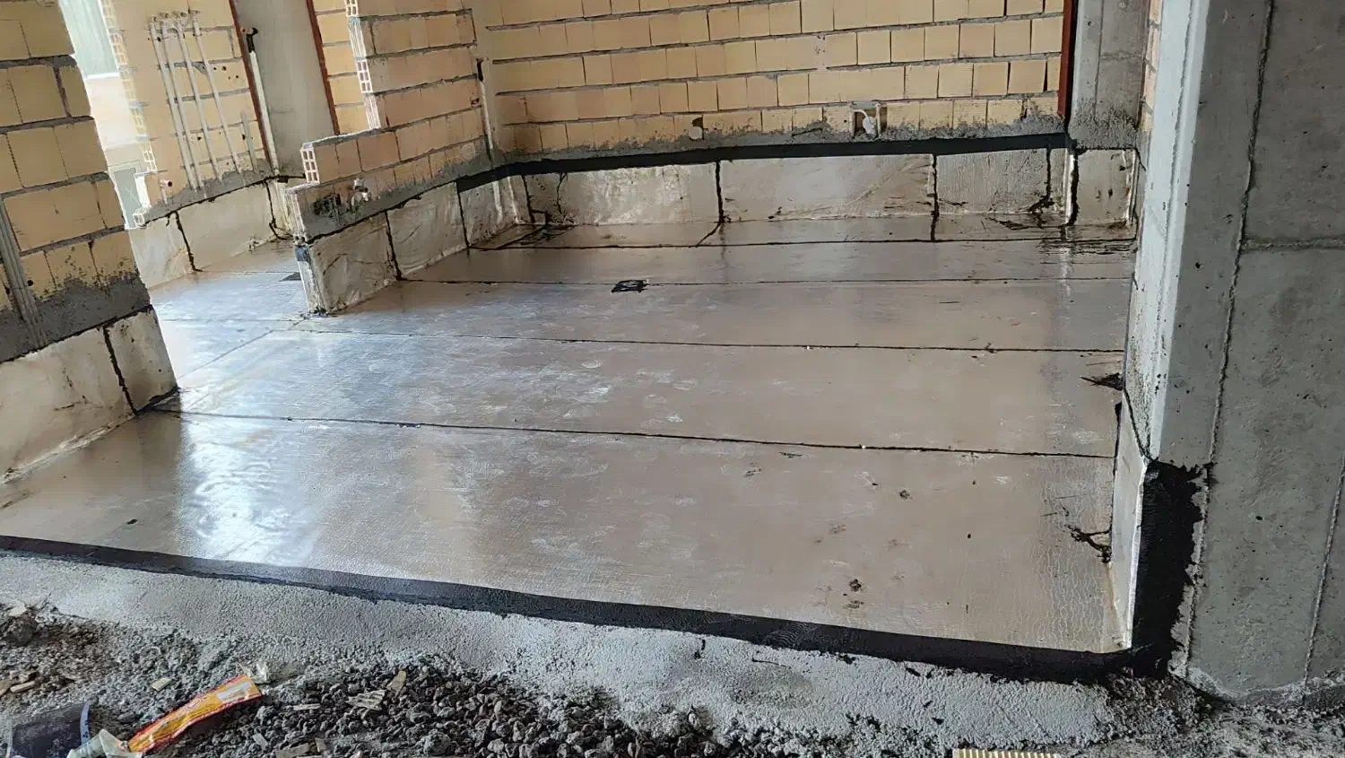 فروش و نصب ایزوگام دلیجان به صورت کلی وجزیی|خدمات پیشه و مهارت|بندرعباس, |دیوار