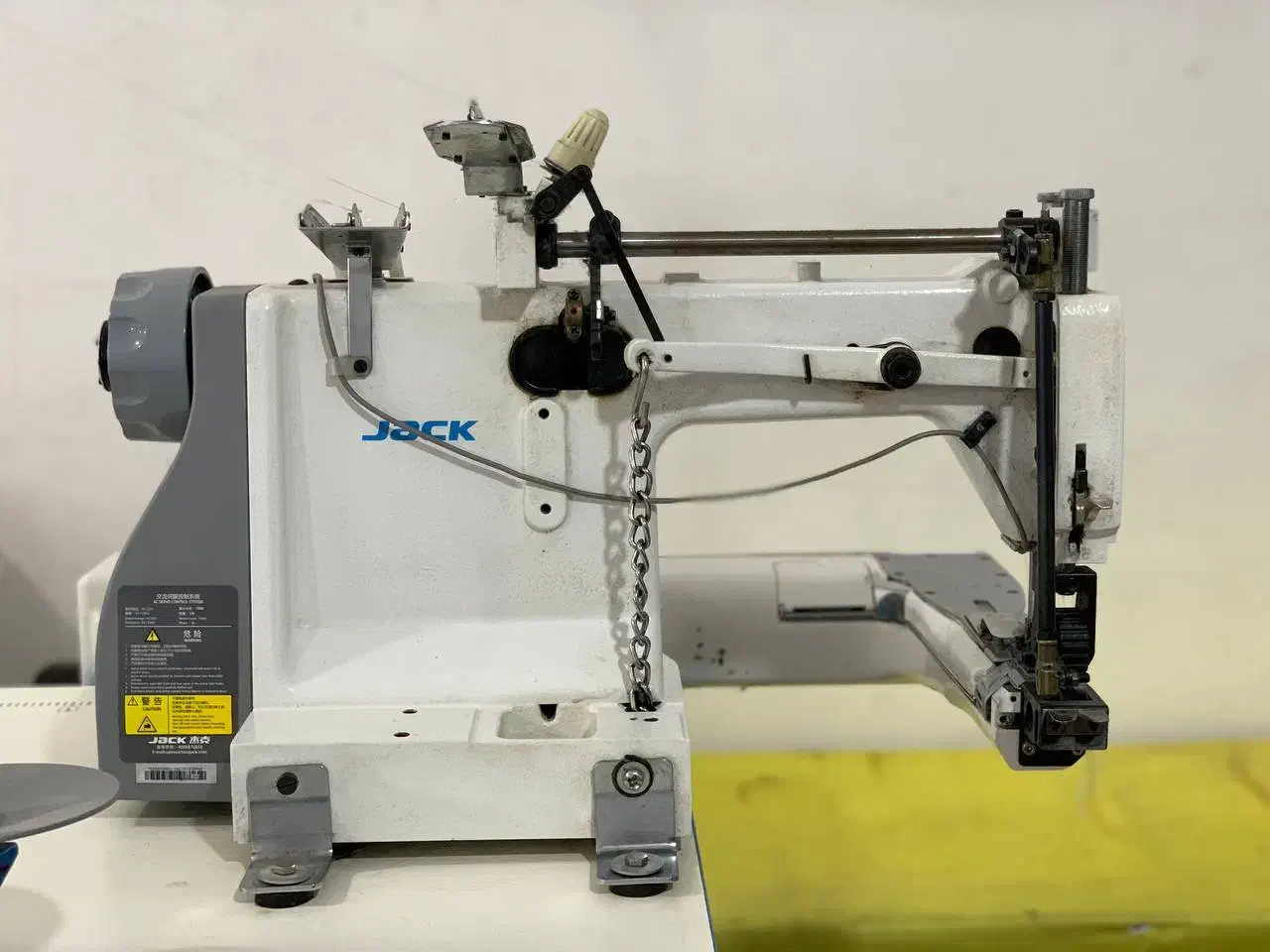 چرخ کابویی سه سوزن ظریف دوز جک|چرخ خیاطی و ریسندگی|مشهد, شهید شهریاری|دیوار