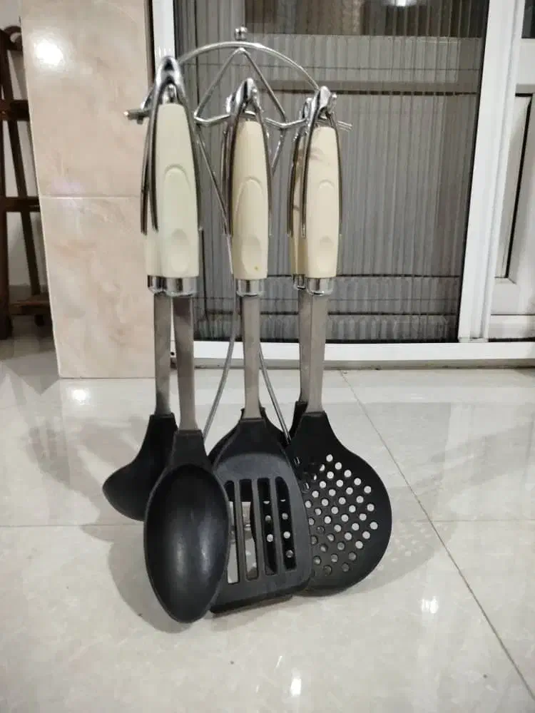 سرویس کفگیر ملاقه نو، جنس خوب|ظروف پختوپز|اندیشه, اندیشه فاز ۵|دیوار