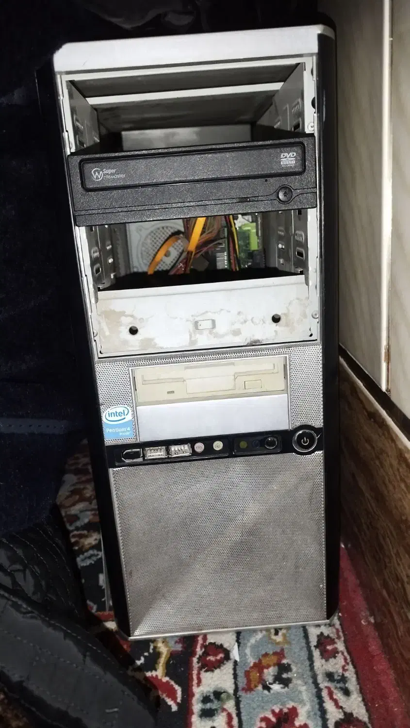 تعمیر کامپیوتر میخوام|خدمات رایانهای و موبایل|زاهدان, |دیوار