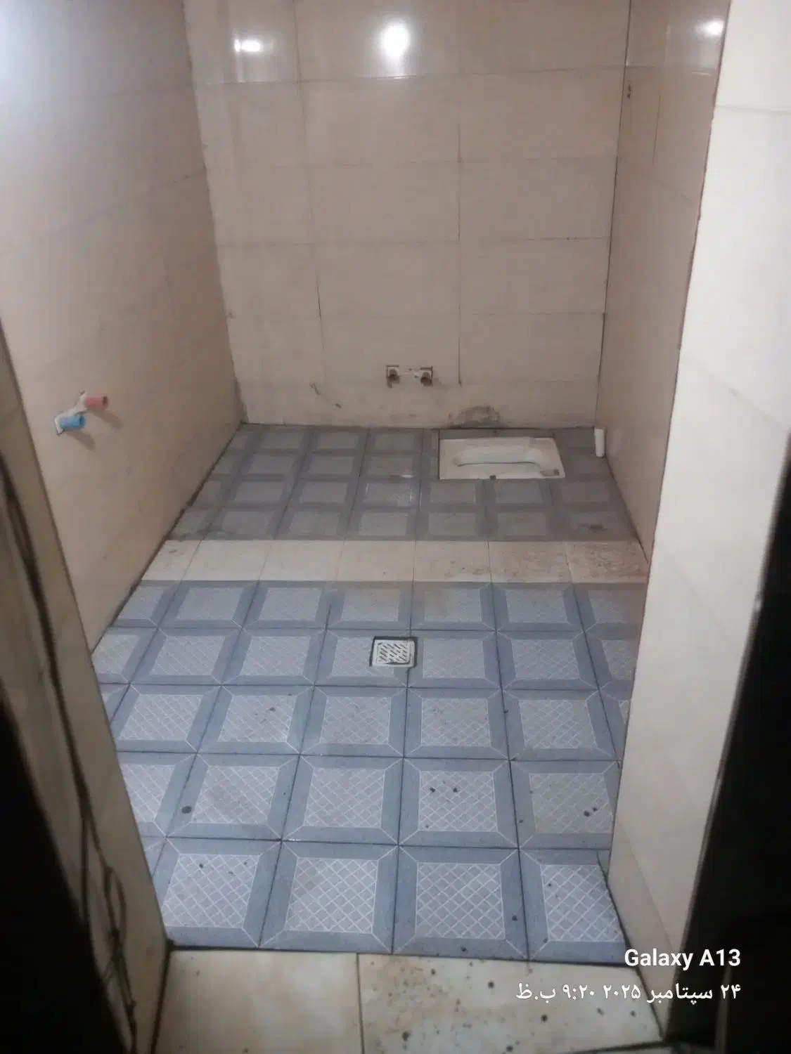 اجرای کاشی وسرامیک کف وبدنه|خدمات پیشه و مهارت|مسجد سلیمان, |دیوار