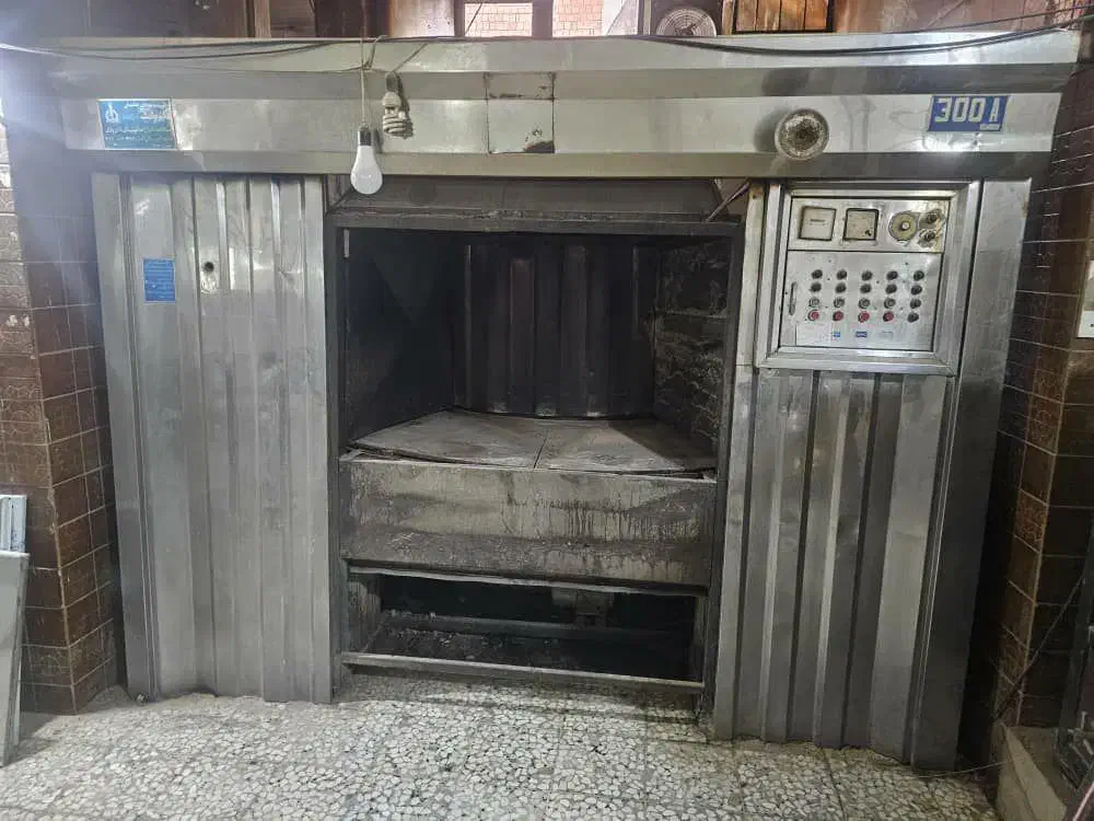 فر نانوایی به همراه خمیرزن|اجاق گاز و لوازم برقی پخت‌وپز|گنبد کاووس, |دیوار