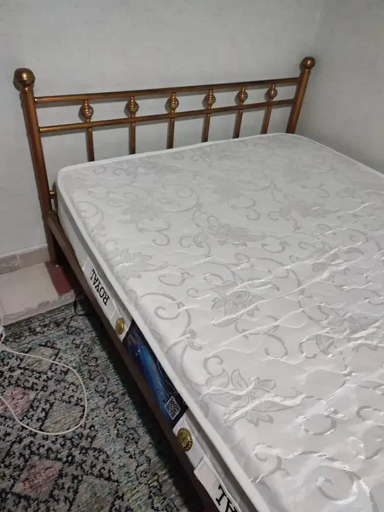 تخت خواب|تشک تختخواب|محمدشهر, شهرک پیام (مهرالبرز)|دیوار