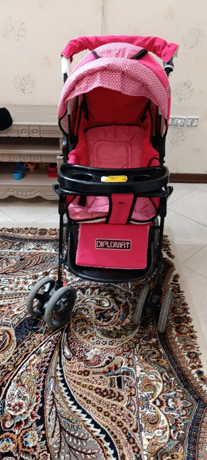 کالسکه و سه چرخه درحدنو|کالسکه و لوازم جانبی|گلبهار, شهر جدید گلبهار|دیوار