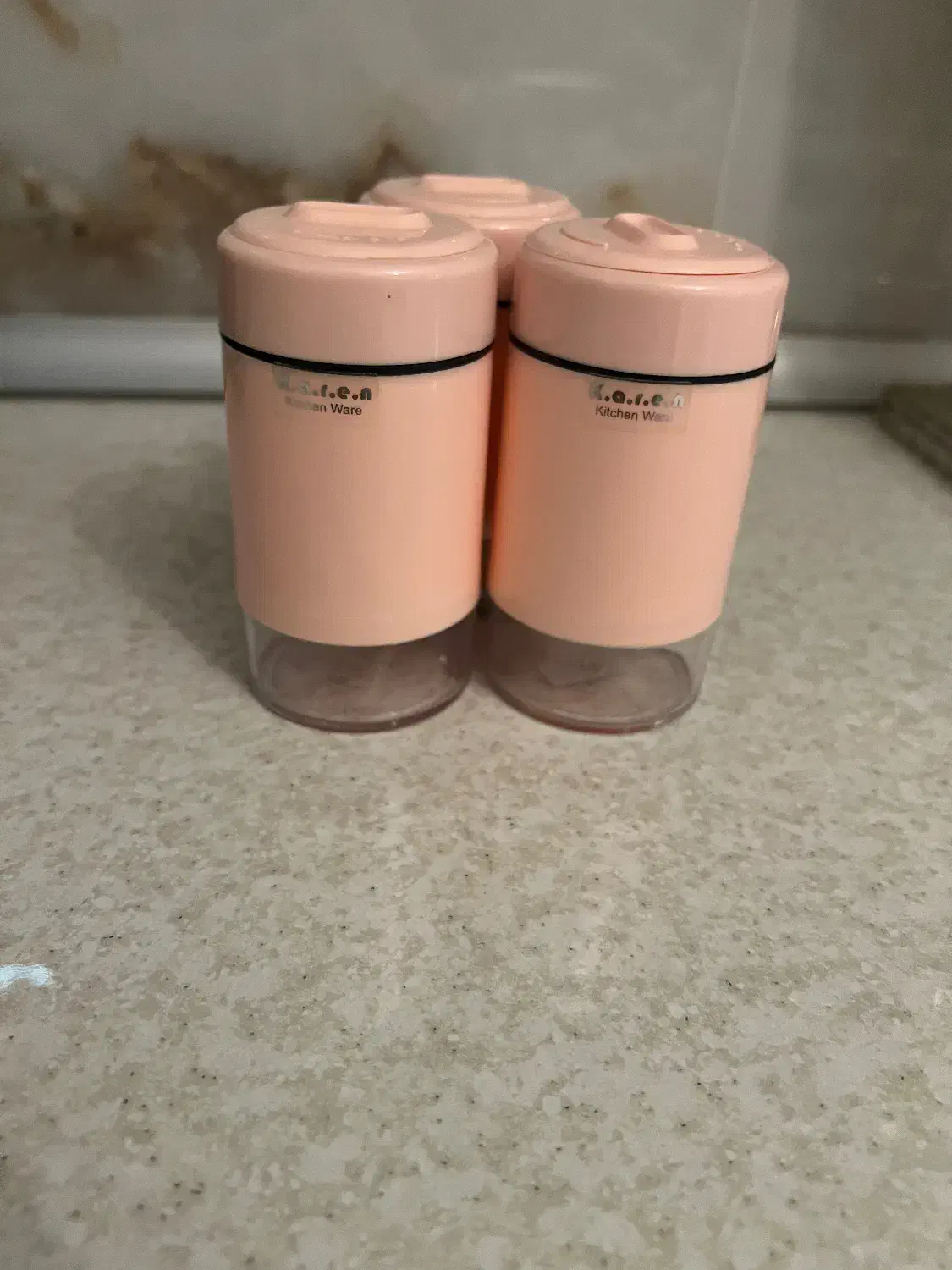 جای ادویه|ظروف نگهدارنده، پلاستیکی، یک‌بارمصرف|قم, زنبیل آباد|دیوار